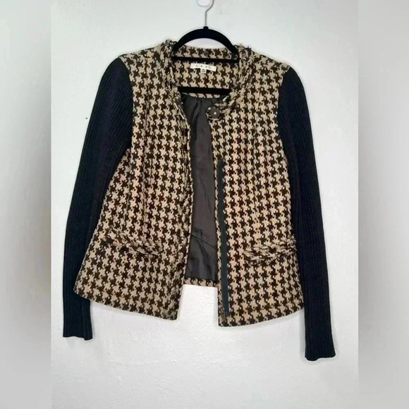 CAbi women's houndstooth tweed zip front cropped jacket
Sz 4 - Picture 5 of 16